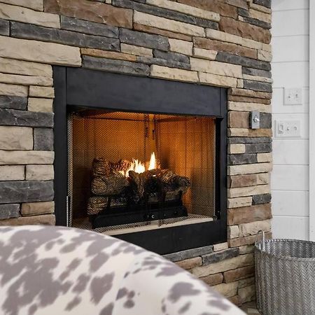 Diamond Cabin W/ Jet Shower & Secluded Back Deck! 브로큰보우 외부 사진