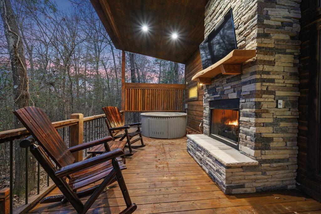 Diamond Cabin W/ Jet Shower & Secluded Back Deck! 브로큰보우 외부 사진