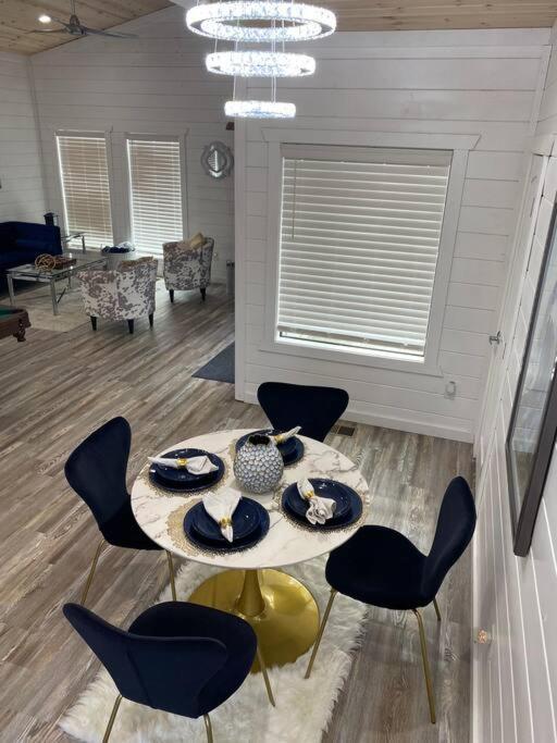 Diamond Cabin W/ Jet Shower & Secluded Back Deck! 브로큰보우 외부 사진