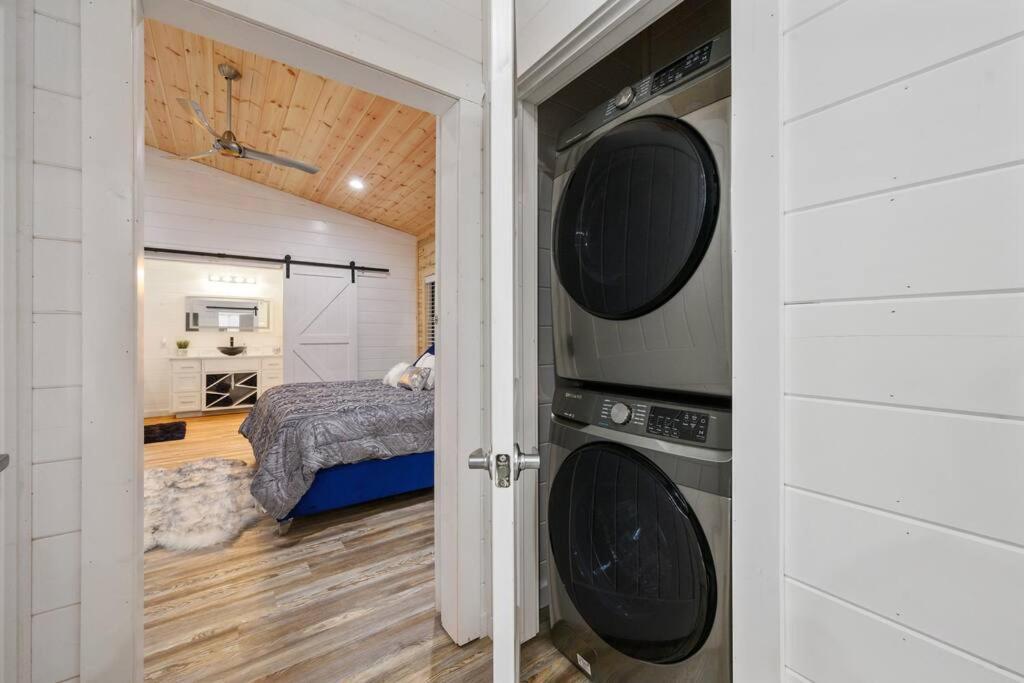 Diamond Cabin W/ Jet Shower & Secluded Back Deck! 브로큰보우 외부 사진
