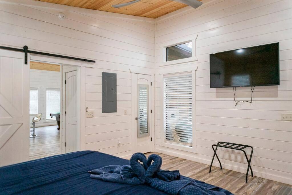 Diamond Cabin W/ Jet Shower & Secluded Back Deck! 브로큰보우 외부 사진