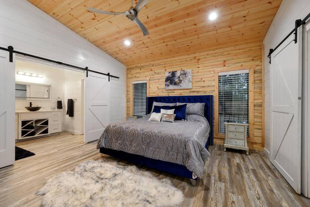 Diamond Cabin W/ Jet Shower & Secluded Back Deck! 브로큰보우 외부 사진